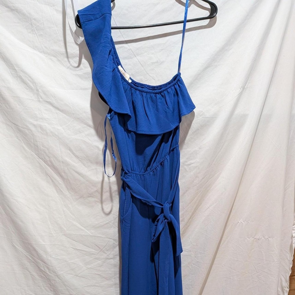 Monteau LA one shoulder jumpsuit
 S